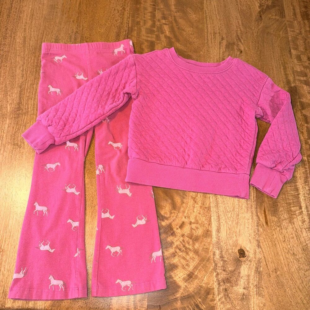 Carter’s Girls 5T/5A Pink Quilted Sweatshirt & Horse Print Pants Set